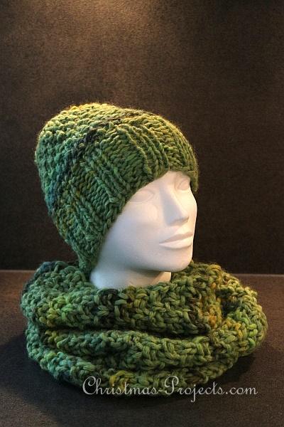 Knitting - Green Knitted Set With Beanie and Snood 1