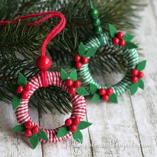 Mini-Wreath Ornaments 1